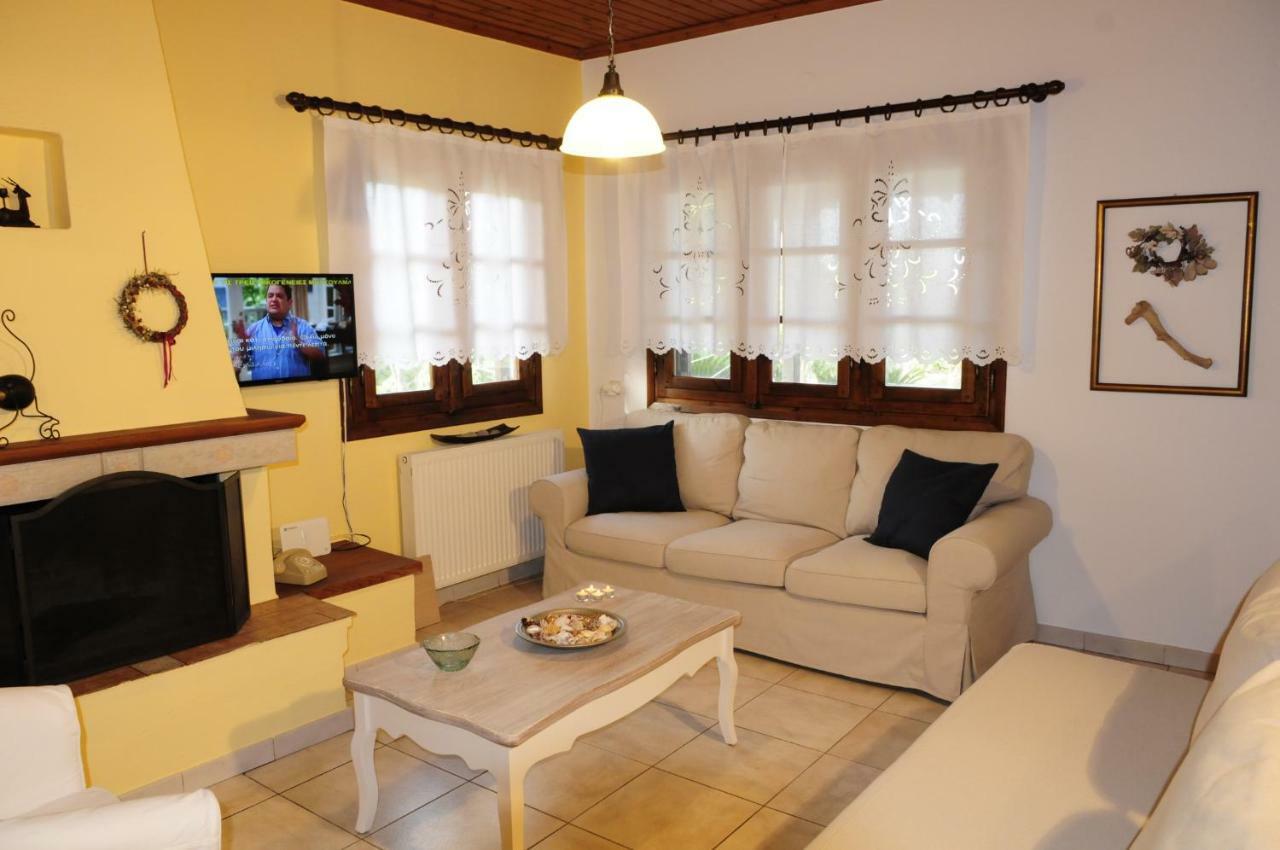 Athos View Villa By The Sea Ormos Panagias Exterior foto